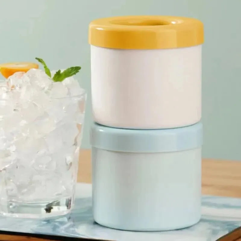 Easy-Release Silicon Ice Cube Maker With Storage Container